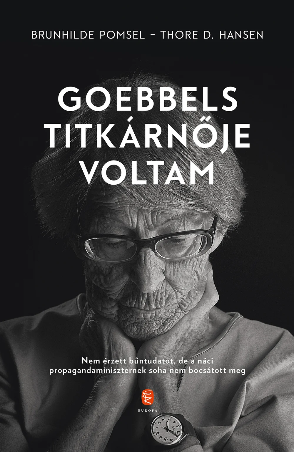 Goebbels titkárnője voltam könyv borító