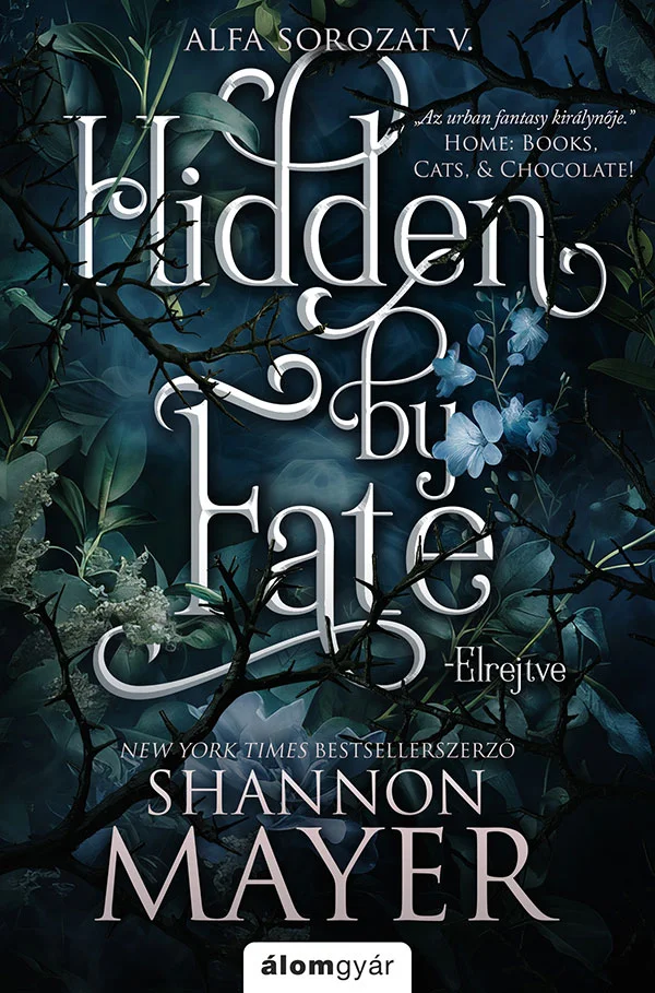 Hidden by fate – Elrejtve könyv borító